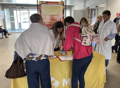 Mai Jaune Stand