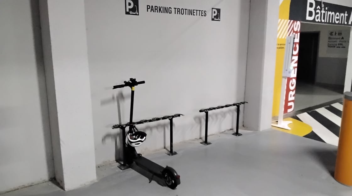 parking trottinette